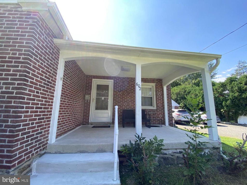 602 SHADELAND AVE, DREXEL HILL, PA 19026 — photo 4