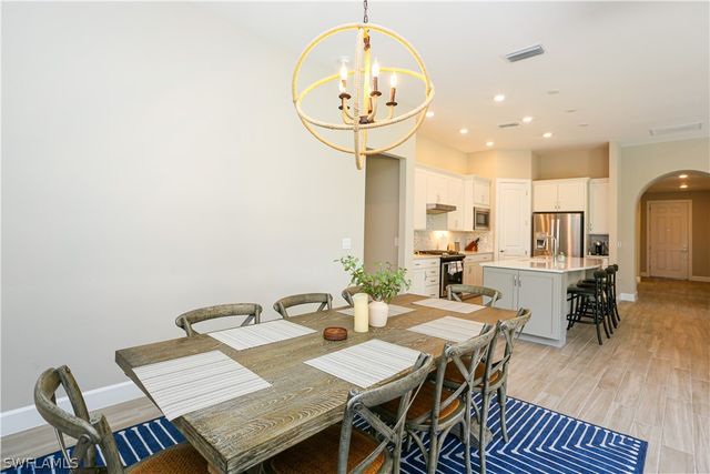 9716 Everglades DR, Naples, FL 34120