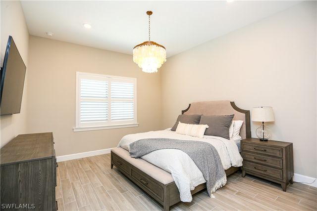 9716 Everglades DR, Naples, FL 34120