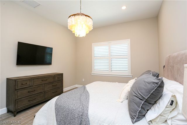 9716 Everglades DR, Naples, FL 34120