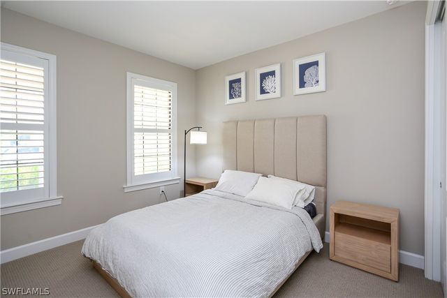 9716 Everglades DR, Naples, FL 34120