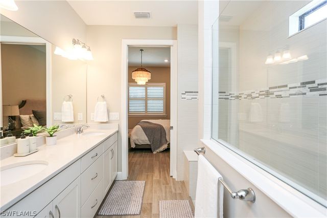 9716 Everglades DR, Naples, FL 34120