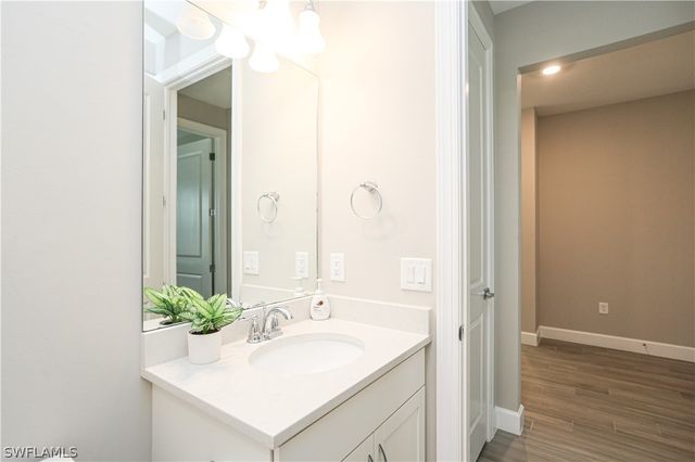 9716 Everglades DR, Naples, FL 34120