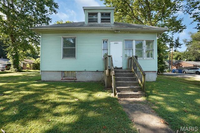 2801 Brown Street, Alton, IL 62002