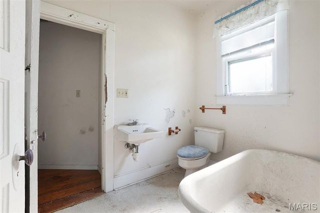 2801 Brown Street, Alton, IL 62002