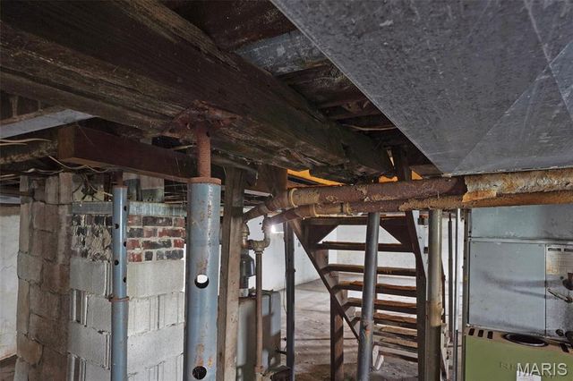 2801 Brown Street, Alton, IL 62002