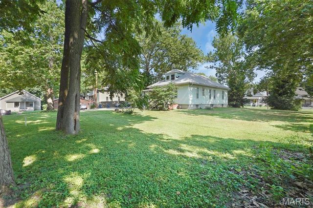 2801 Brown Street, Alton, IL 62002