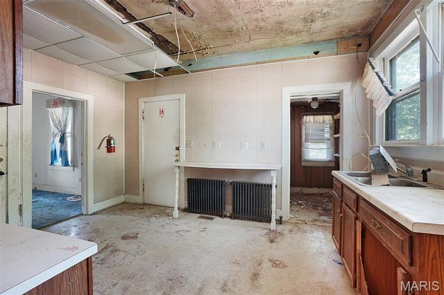 2801 Brown Street, Alton, IL 62002