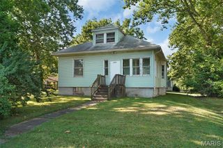 2801 Brown Street, Alton, IL 62002