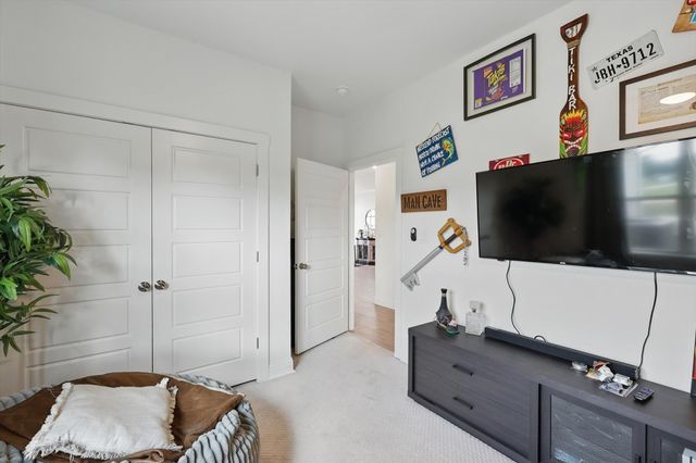 121 Bluegrass Trail, Springtown, TX 76082