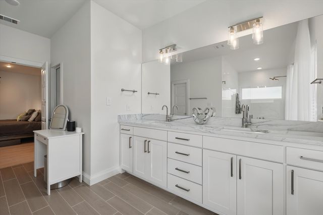 121 Bluegrass Trail, Springtown, TX 76082