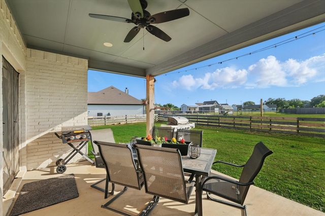 121 Bluegrass Trail, Springtown, TX 76082