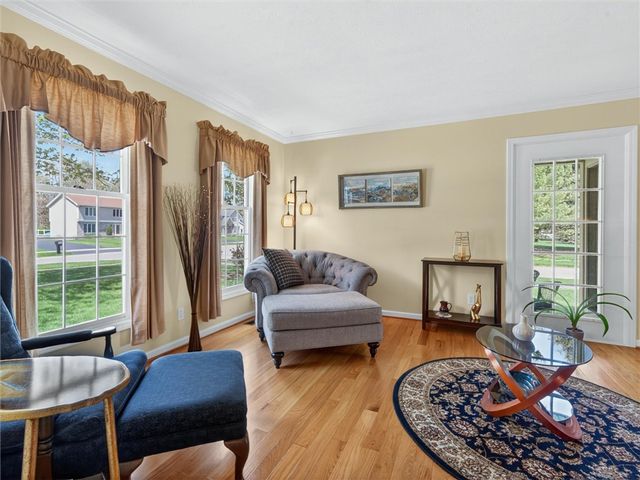 1083 Macintosh Drive, Greece, NY 14626