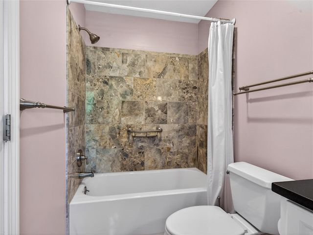 1083 Macintosh Drive, Greece, NY 14626