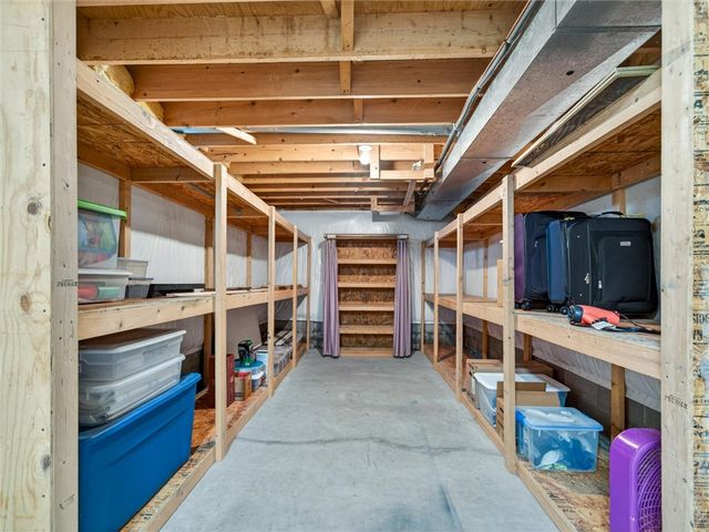 1083 Macintosh Drive, Greece, NY 14626