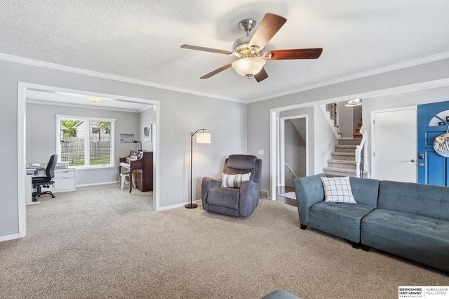 21750 Erin Circle, Gretna, NE 68028
