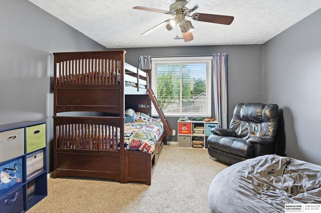 21750 Erin Circle, Gretna, NE 68028