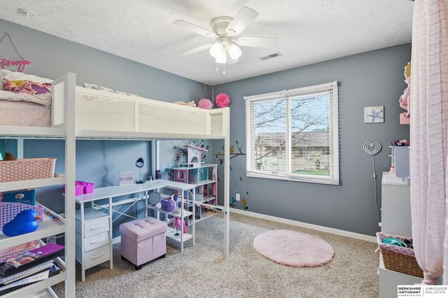 21750 Erin Circle, Gretna, NE 68028