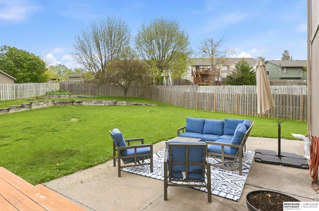 21750 Erin Circle, Gretna, NE 68028