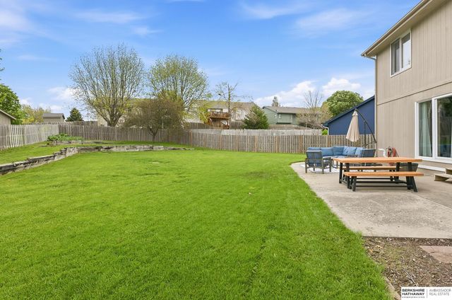 21750 Erin Circle, Gretna, NE 68028