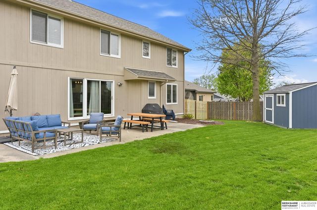 21750 Erin Circle, Gretna, NE 68028