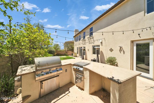 3916 Eagle Flight Drive, Simi Valley, CA 93065