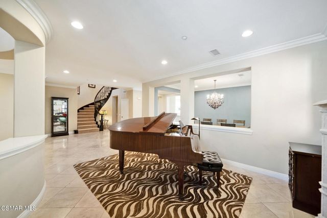 3916 Eagle Flight Drive, Simi Valley, CA 93065