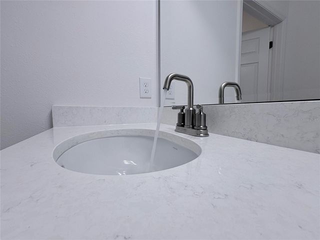 609 DUKE DRIVE, Haines City, FL 33844