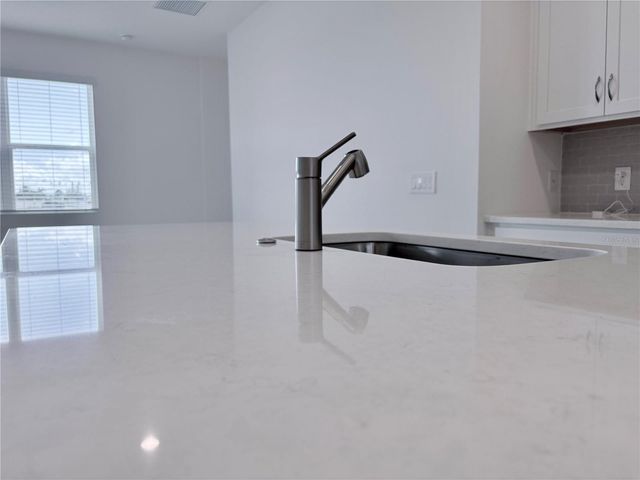 609 DUKE DRIVE, Haines City, FL 33844