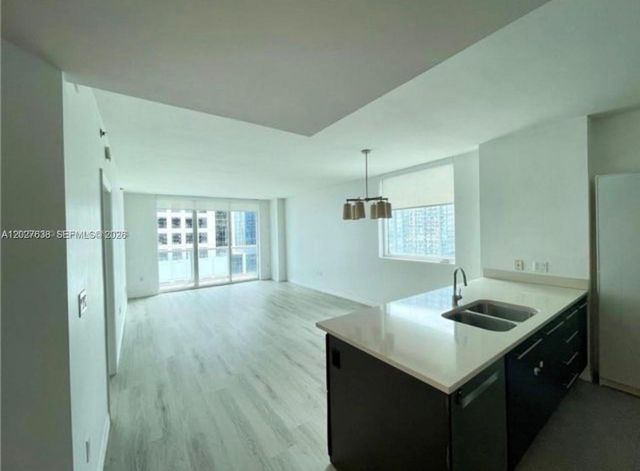 500 Brickell Avenue 3910, Miami, FL 33131