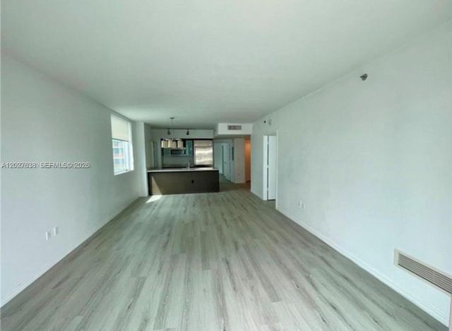 500 Brickell Avenue 3910, Miami, FL 33131
