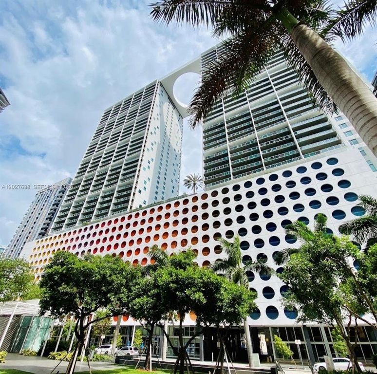 500 Brickell Avenue 3910, Miami, FL 33131