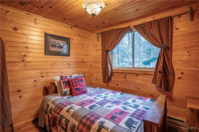 143 Pawnee Drive West, Webb, NY 13420