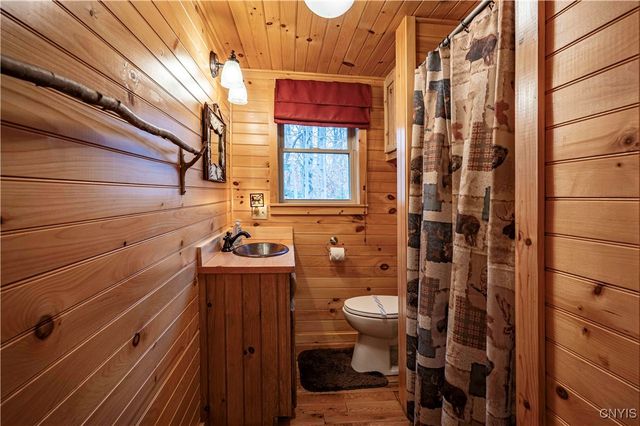 143 Pawnee Drive West, Webb, NY 13420