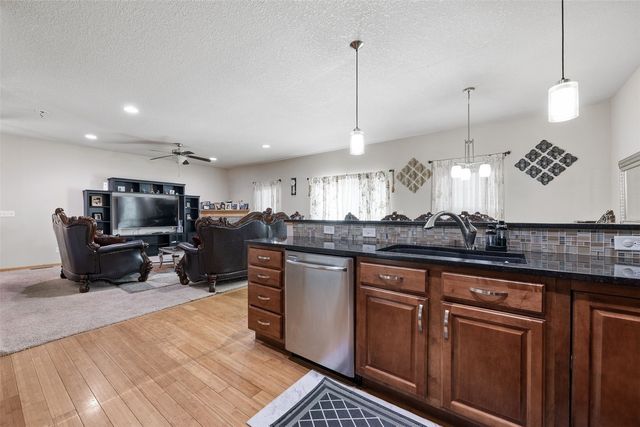 37 Ash Court, North Liberty, IA 52317