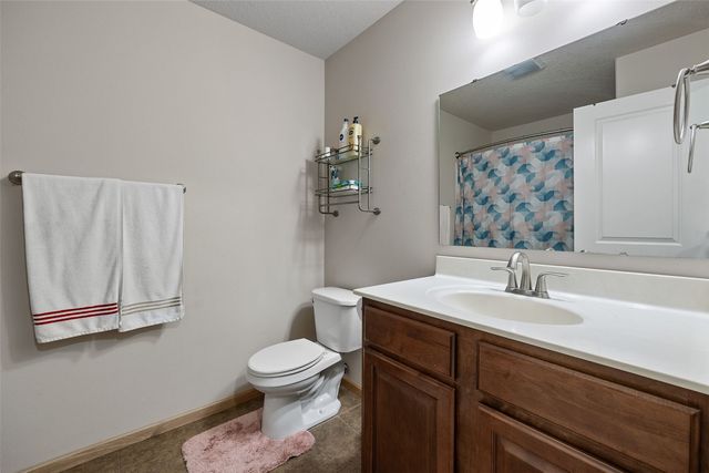 37 Ash Court, North Liberty, IA 52317