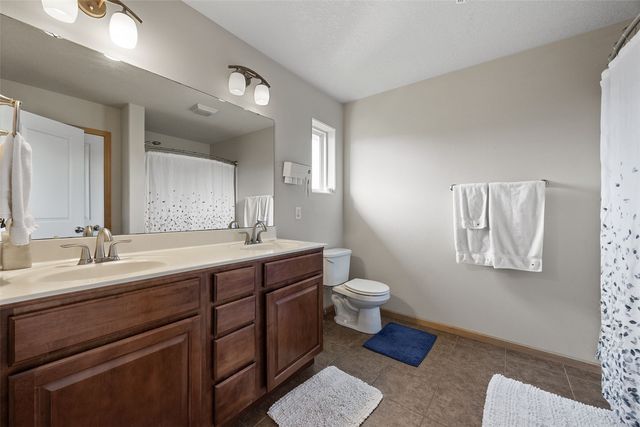 37 Ash Court, North Liberty, IA 52317