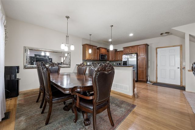 37 Ash Court, North Liberty, IA 52317