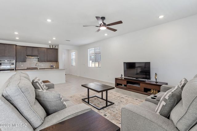 6712 E Via De Ayate, Tucson, AZ 85756