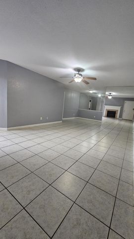 9700 Leawood Boulevard 1111, Houston, TX 77099