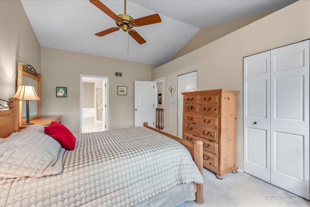 Image 27 of property listing at 2106 Glasgow Court, Hanover Park, IL 60133