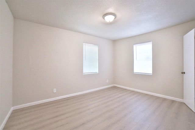 9409 Kentshire Drive, Houston, TX 77078