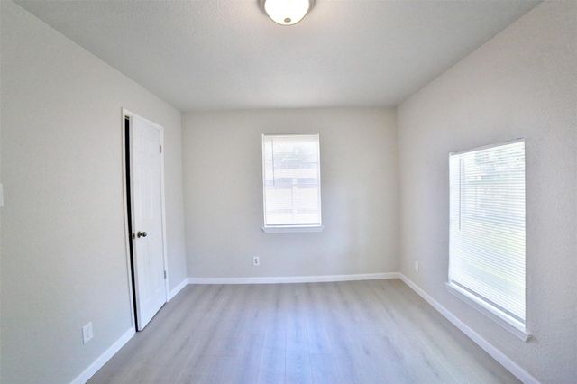 9409 Kentshire Drive, Houston, TX 77078