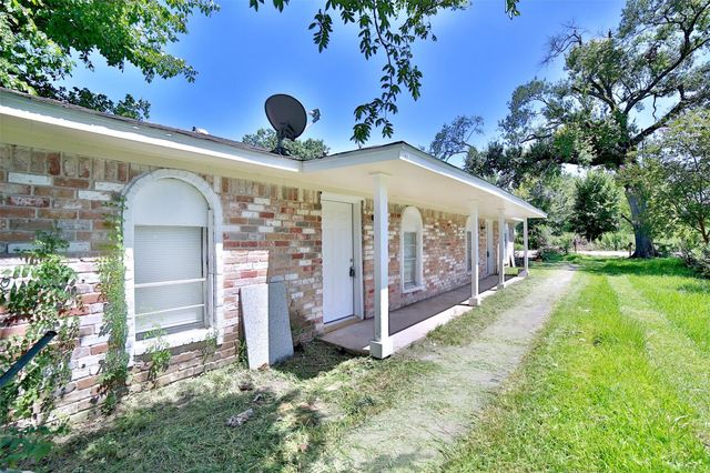 9409 Kentshire Drive, Houston, TX 77078