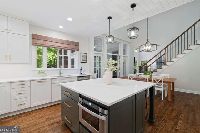 46 Grand Avenue, Suwanee, GA 30024