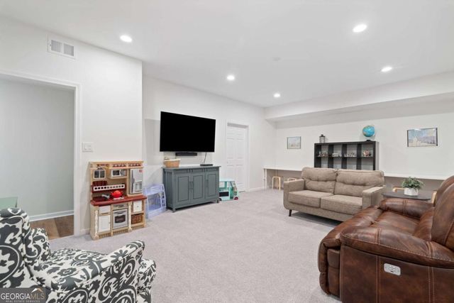 46 Grand Avenue, Suwanee, GA 30024