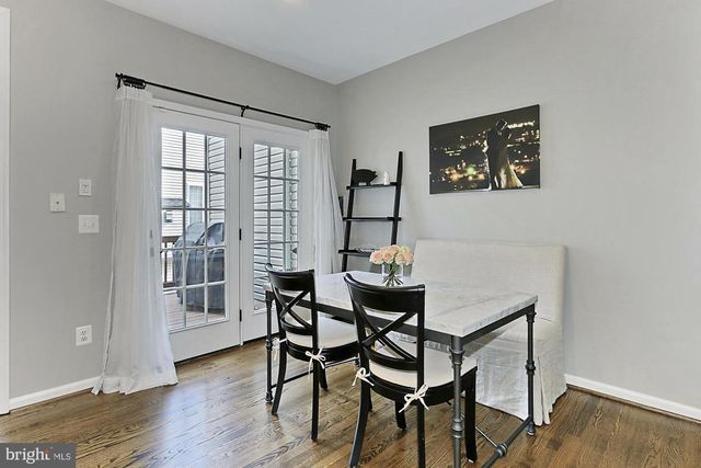 5011 WAPLE LN, Alexandria, VA 22304