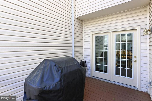 5011 WAPLE LN, Alexandria, VA 22304