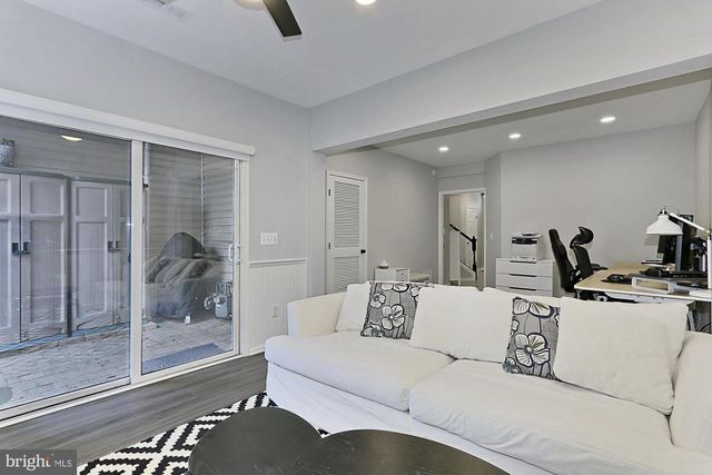 5011 WAPLE LN, Alexandria, VA 22304