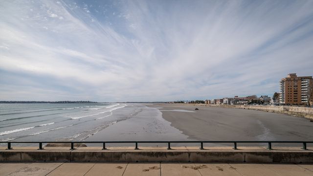 300 Lynn Shore Dr 410, Lynn, MA 01902